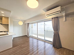 プレサンスロジェ西宮北口門前町テラス 2SLDKのリビング/ダイニング