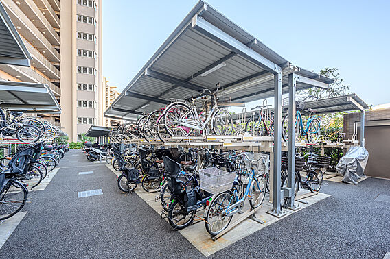 自転車置場　月...