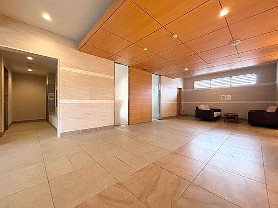 エントランスホ...
