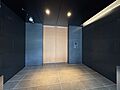 風除室を挟み重...