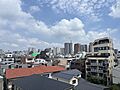 バルコニー前は...