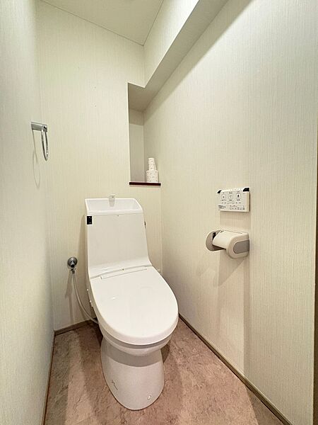 トイレを拡大表示