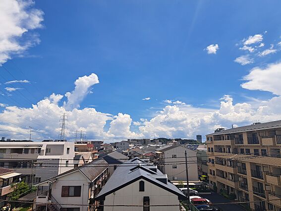和室出窓からの...
