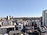 室内：南側バルコニーからの眺望