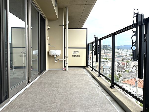 バルコニーを拡大表示