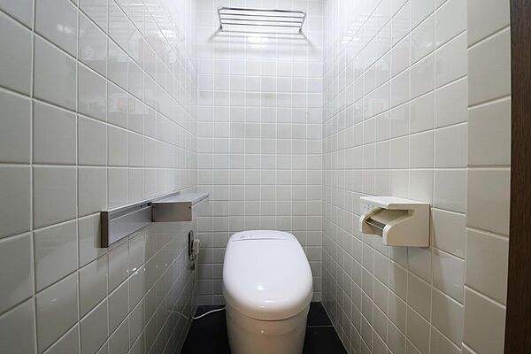 トイレを拡大表示