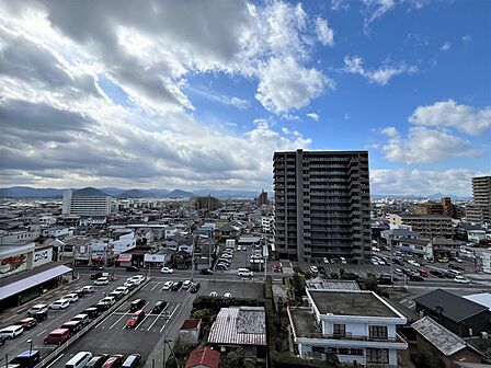 バルコニーからの眺望（眺望は永久に保証されるものではありません）