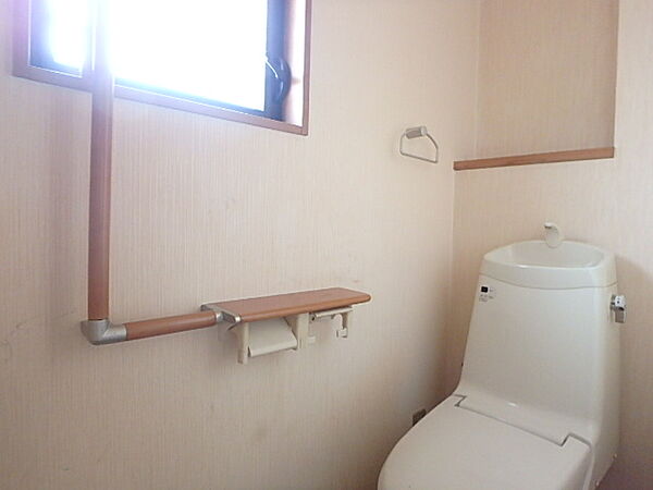 トイレを拡大表示