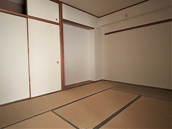 　和室には押入...