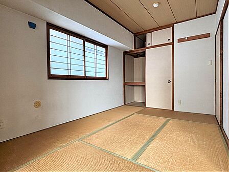 　内障子のある和室