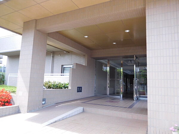 エントランスを拡大表示
