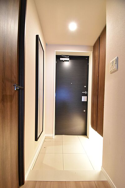 玄関を拡大表示