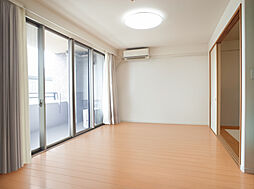 サーパス船塚 3LDKのリビング/ダイニング