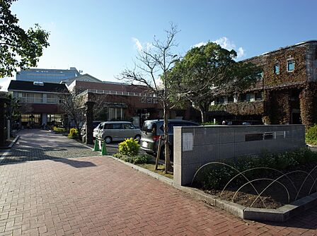宮崎小学校まで570ｍ