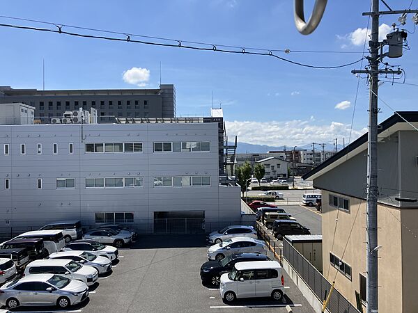 バルコニーを拡大表示