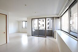 サーパス東春日 2LDKのリビング/ダイニング