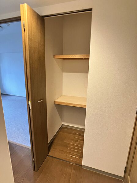 廊下収納
