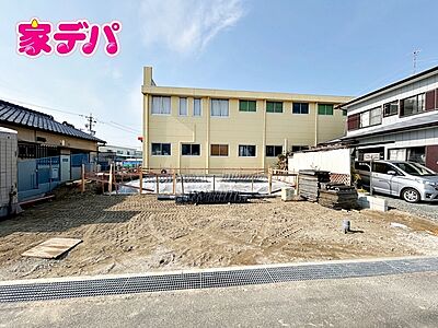 外観：【1号棟】建築予定地です！ ・4LDK ・LDK16帖、隣接洋室4帖 ・全居室収納完備 ・整形地 ・WIC完備 ・2階全居室6帖以上 ・駐車場並列5台可