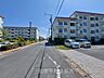 外観：前面道路