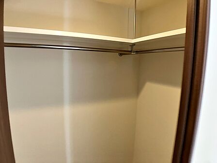 【WIC】 WICは洋服、帽子、バッグなど全て収納可能！お部屋がスッキリ整理整頓できます！ 