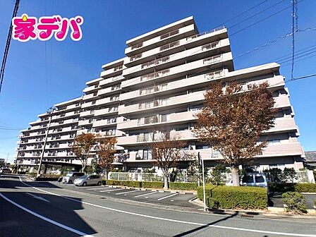 地域に密着した不動産会社として、お客様のニーズに合わせた住まい探しを、経験豊富なスタッフが丁寧にサポートいたします。住まいに関することはお気軽にご相談ください!