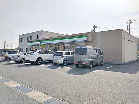 ファミリーマート浜松小池町西店(780m)
