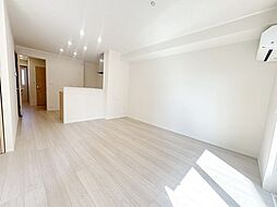 プラナス浜崎 103 1階1SLDKのリビング/ダイニング