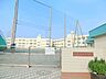 周辺：横浜市立西本郷小学校　約900ｍ　学校周辺は交通量が少なく落ち着いた環境のため、お子様に安心して通学いただけます。