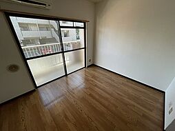 サンローレル船越 2階ワンルームのリビング/ダイニング