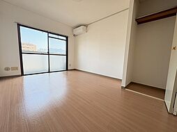 レジェンド船越南 4階ワンルームのリビング/ダイニング