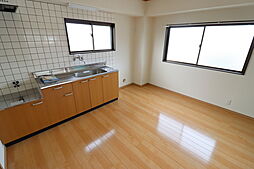 サンハイツ 3階2DKのリビング/ダイニング