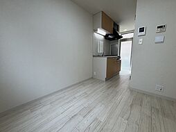 スピラーレ 1階1LDKのリビング/ダイニング