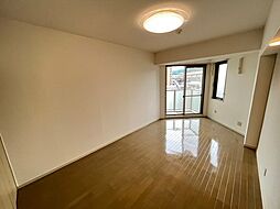 キャロンサンク 4階1Kのリビング/ダイニング