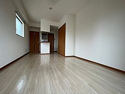 大手町グレースヒル 9階ワンルームのリビング/ダイニング