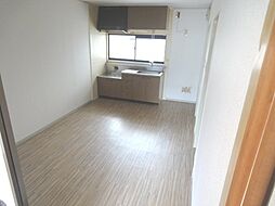 アーバン浅井A棟 2階2DKのリビング/ダイニング