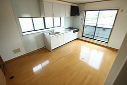 松尾貸家 2階1LDKのリビング/ダイニング