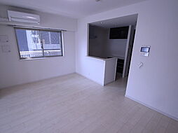 ロータス二葉の里 3階1LDKのリビング/ダイニング