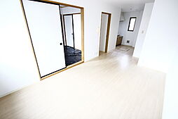 エアリーズ 2階2LDKのリビング/ダイニング