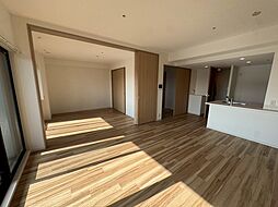 S-RESIDENCE鶴見町altano 8階2LDKのリビング/ダイニング