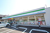 コンビニ「ファミリーマート廿日市上の浜店まで770ｍ」