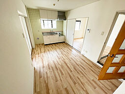 メゾンIDE 1階3DKのリビング/ダイニング