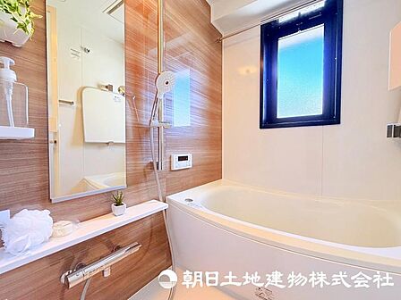 一日の疲れを癒やす大切なバスタイムを過ごせる浴室。快適で心地よい時間を楽しめるリラックス空間です。