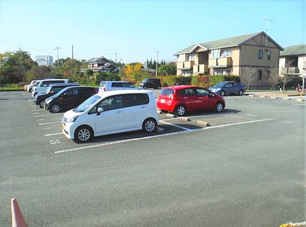 画像22:駐車場に車を止められます