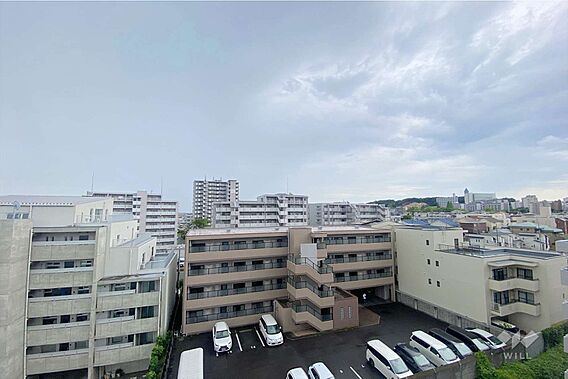 バルコニーから...