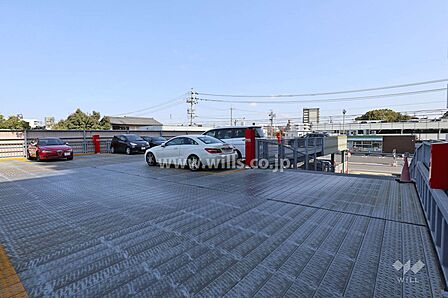 敷地内駐車場(屋外平面式)