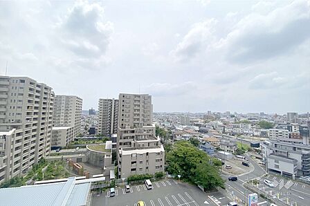 バルコニーからの眺め（南東方向）［2026年6月30日撮影］