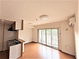 フローレンス東寺尾 105 1階1LDKのリビング/ダイニング