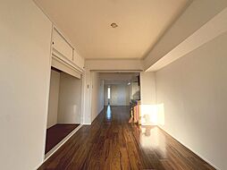 タカノフラット 501 5階1LDKのリビング/ダイニング