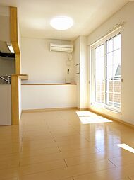 シャルマン櫻街 205 2階1LDKのリビング/ダイニング