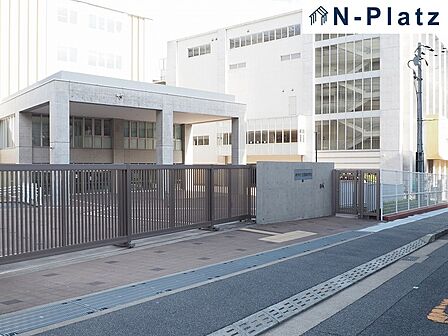 湊翔楠中学校まで約750m